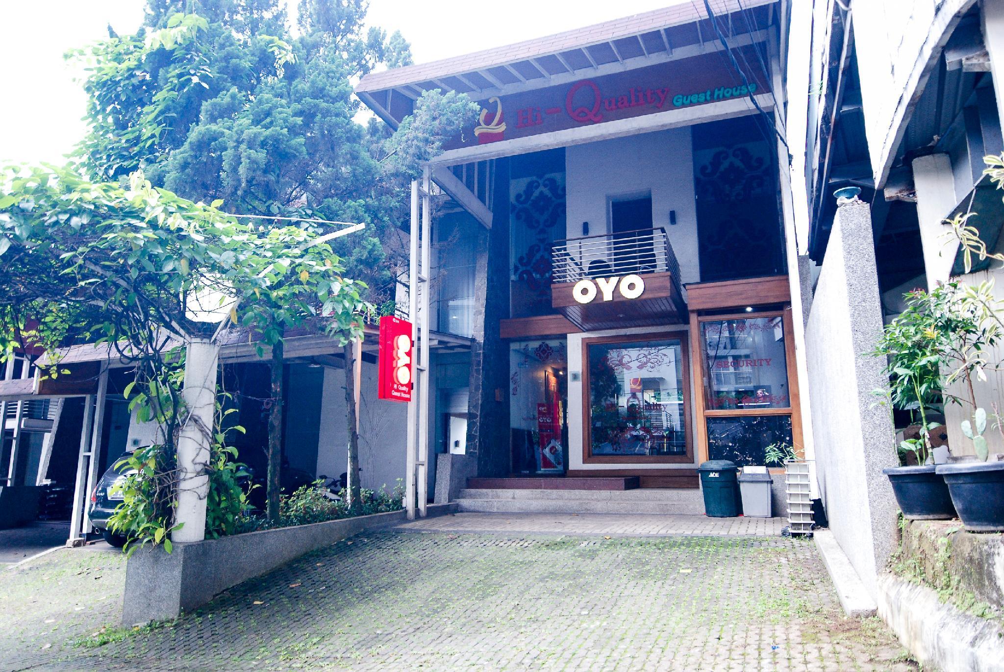 Oyo 229 Hi Quality Hotel Bandung Exterior photo