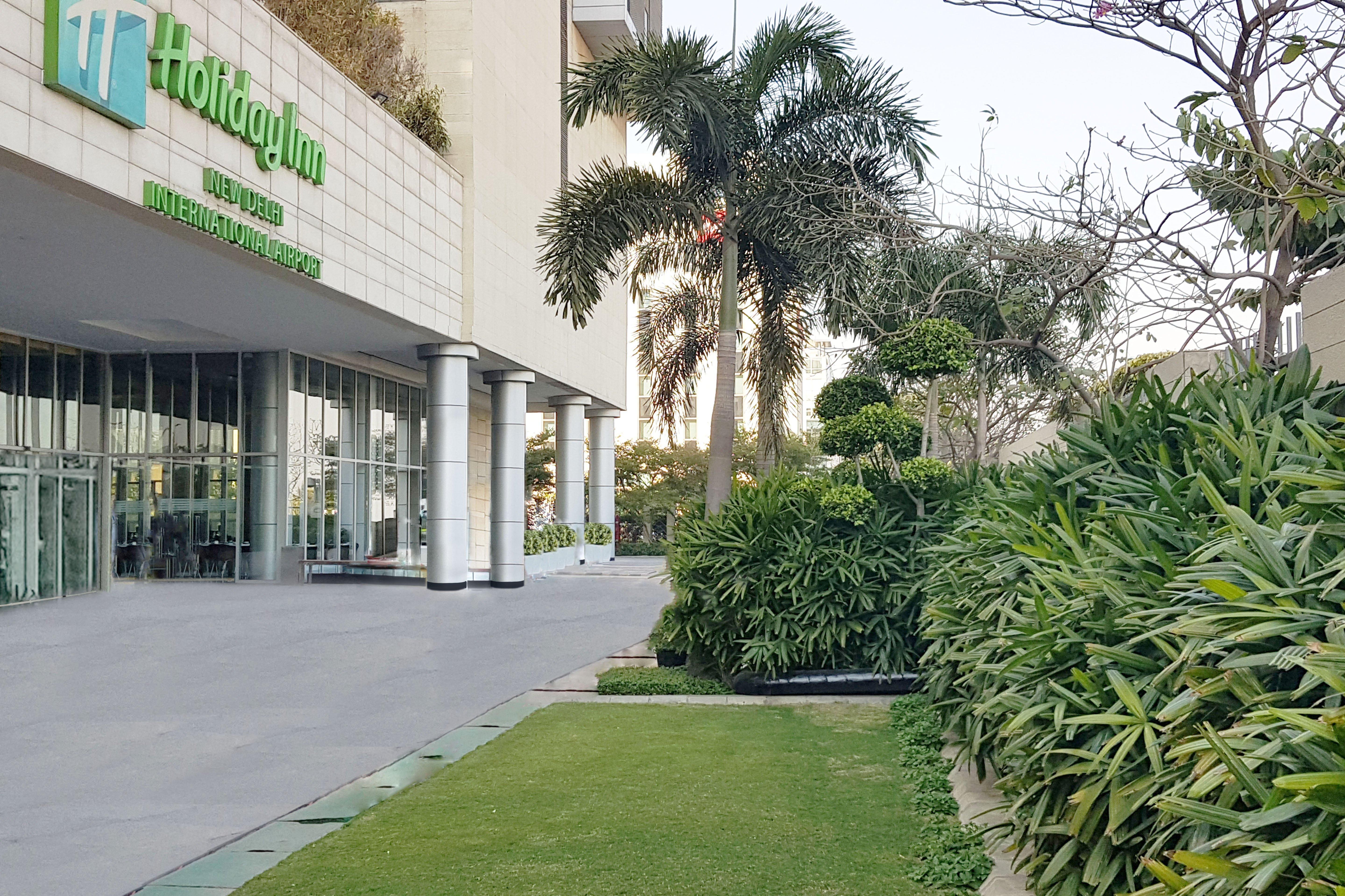 Holiday Inn New Delhi International Airport, An Ihg Hotel Exterior photo