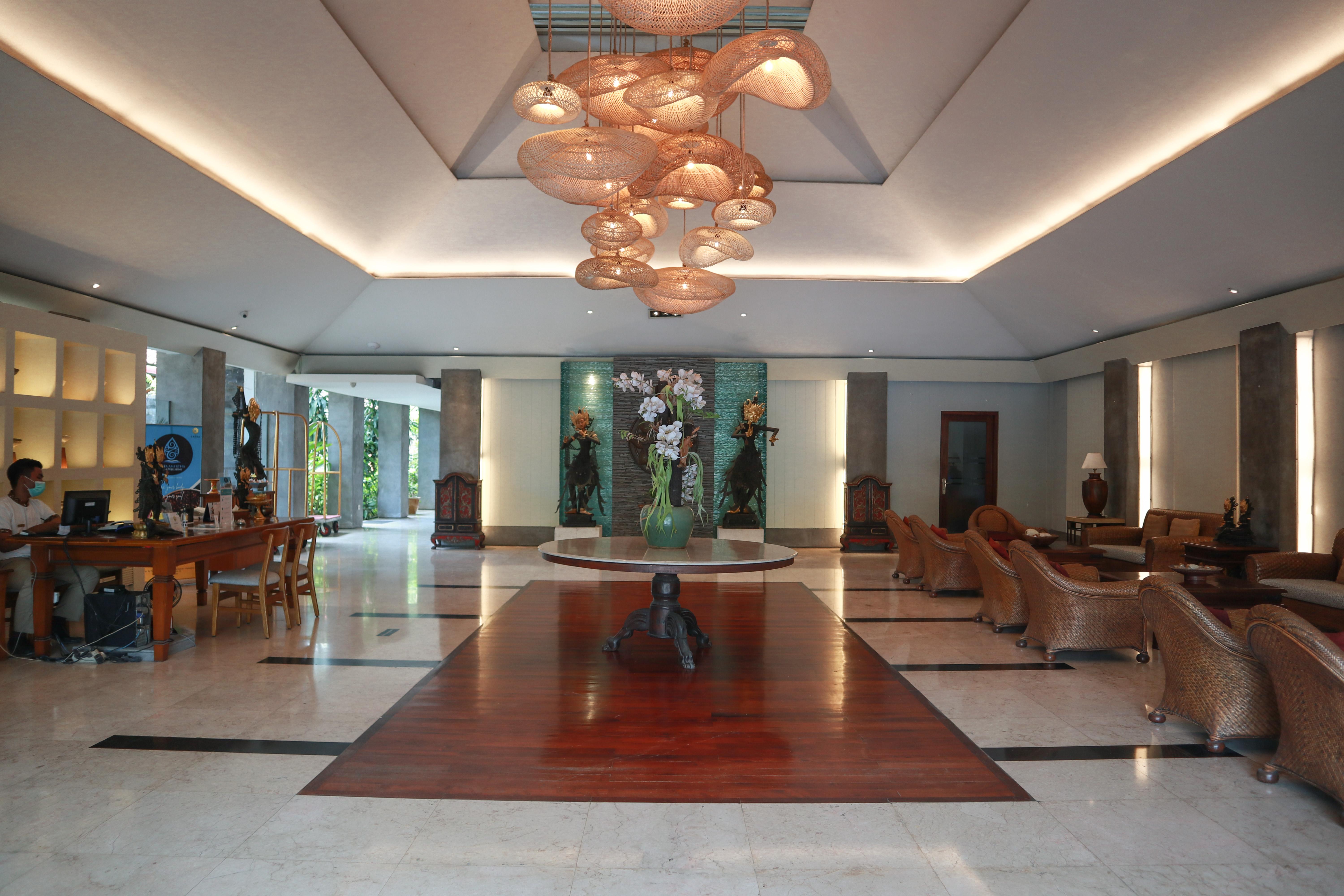 The Cakra Hotel Denpasar  Exterior photo