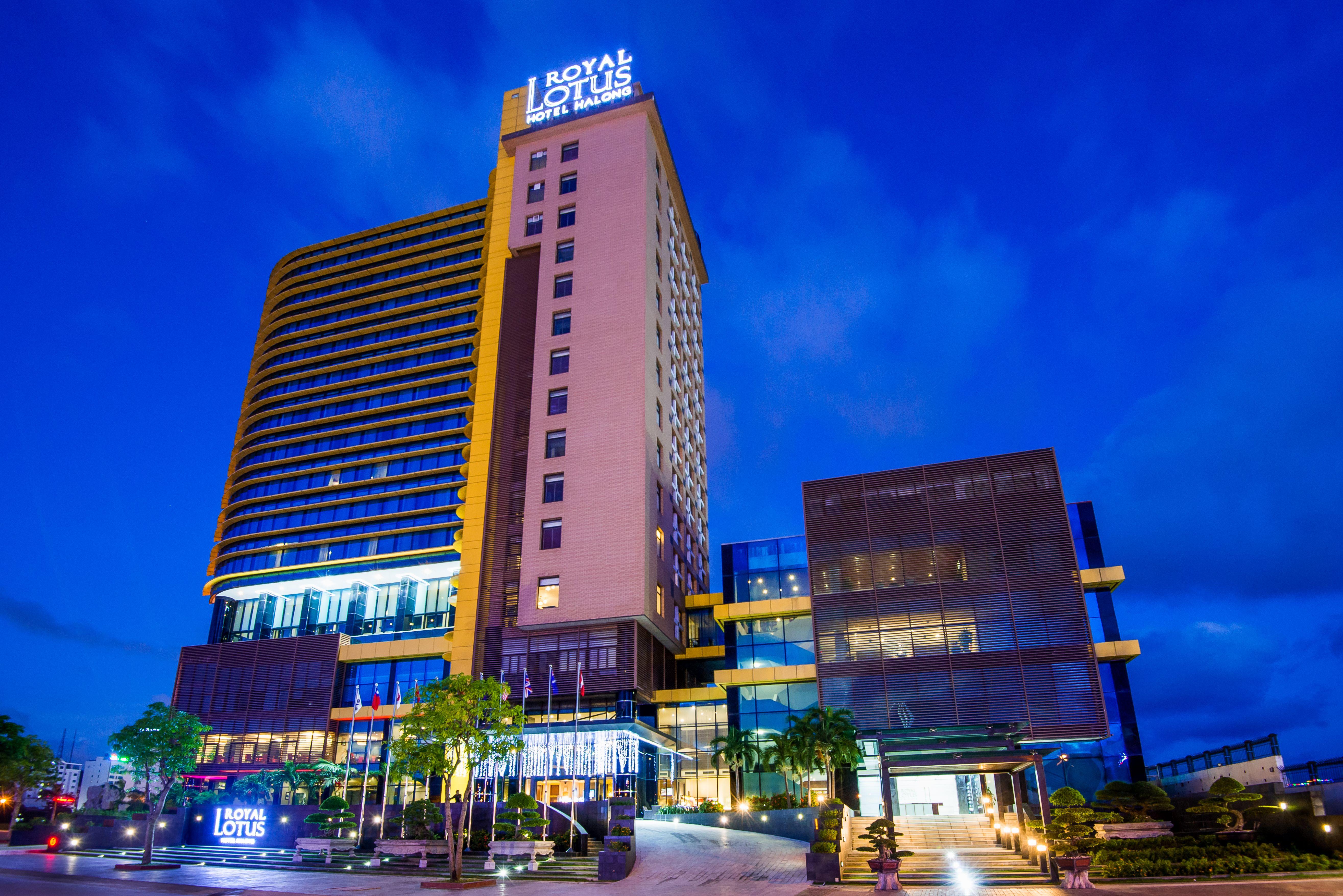 Royal Lotus Hotel Ha Long Exterior photo