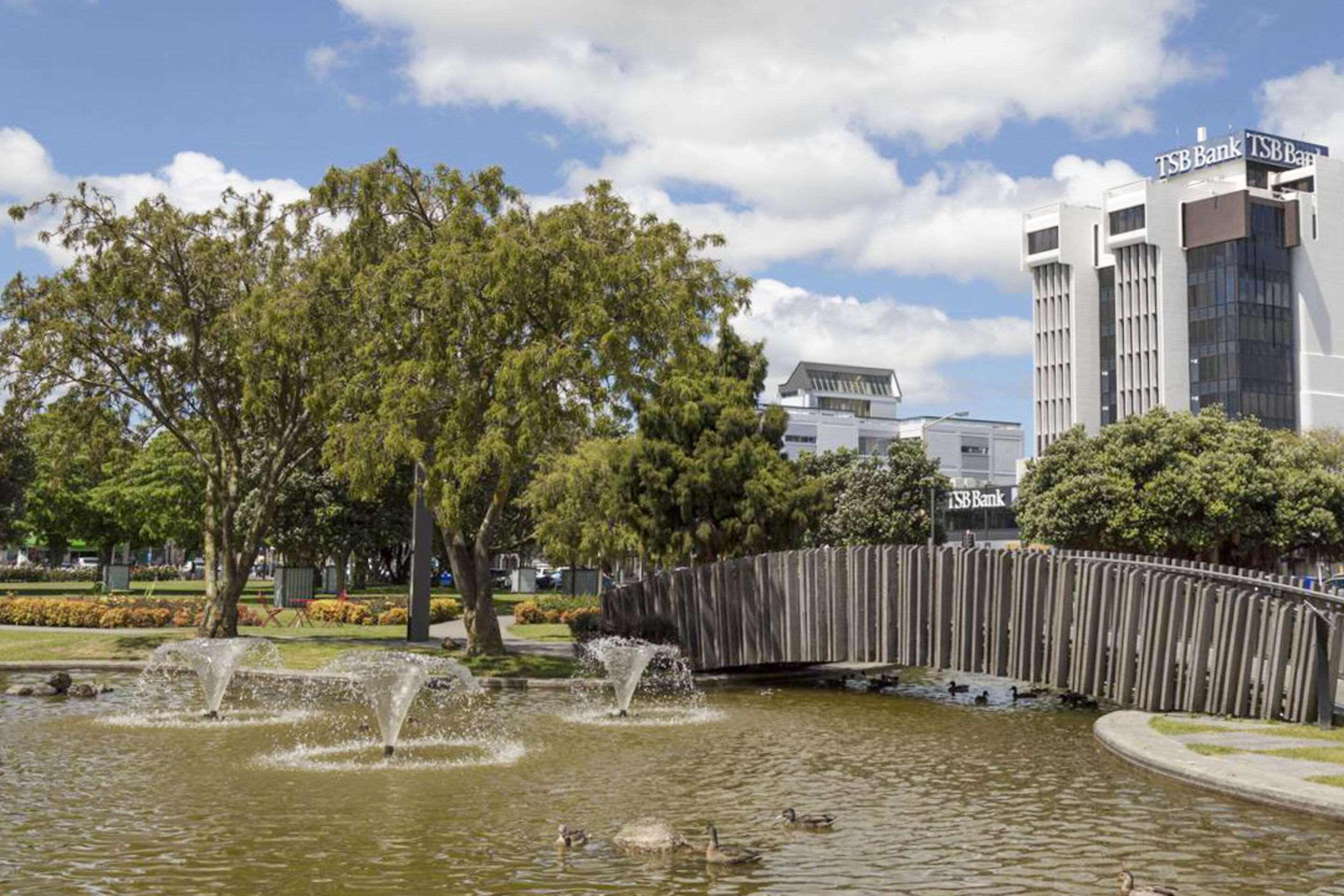 Quality Suites Central Square Palmerston North Exterior photo