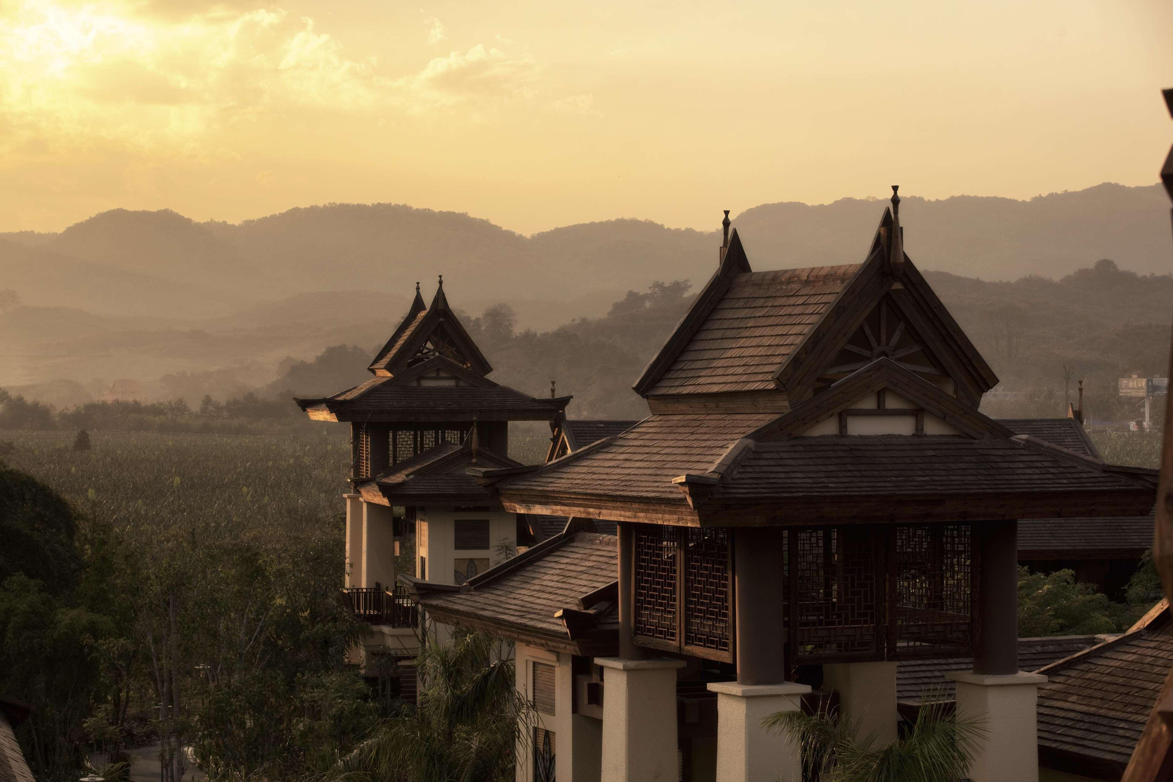 Anantara Xishuangbanna Resort Jinghong Exterior photo