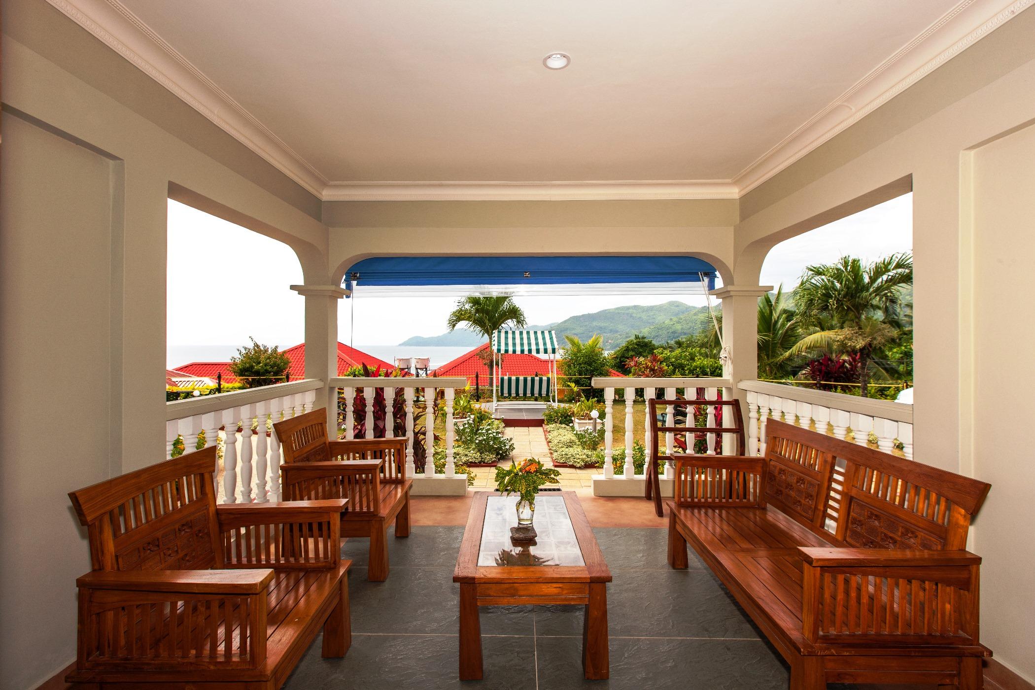 Le Relax Hotel And Restaurant Anse Royale Exterior photo