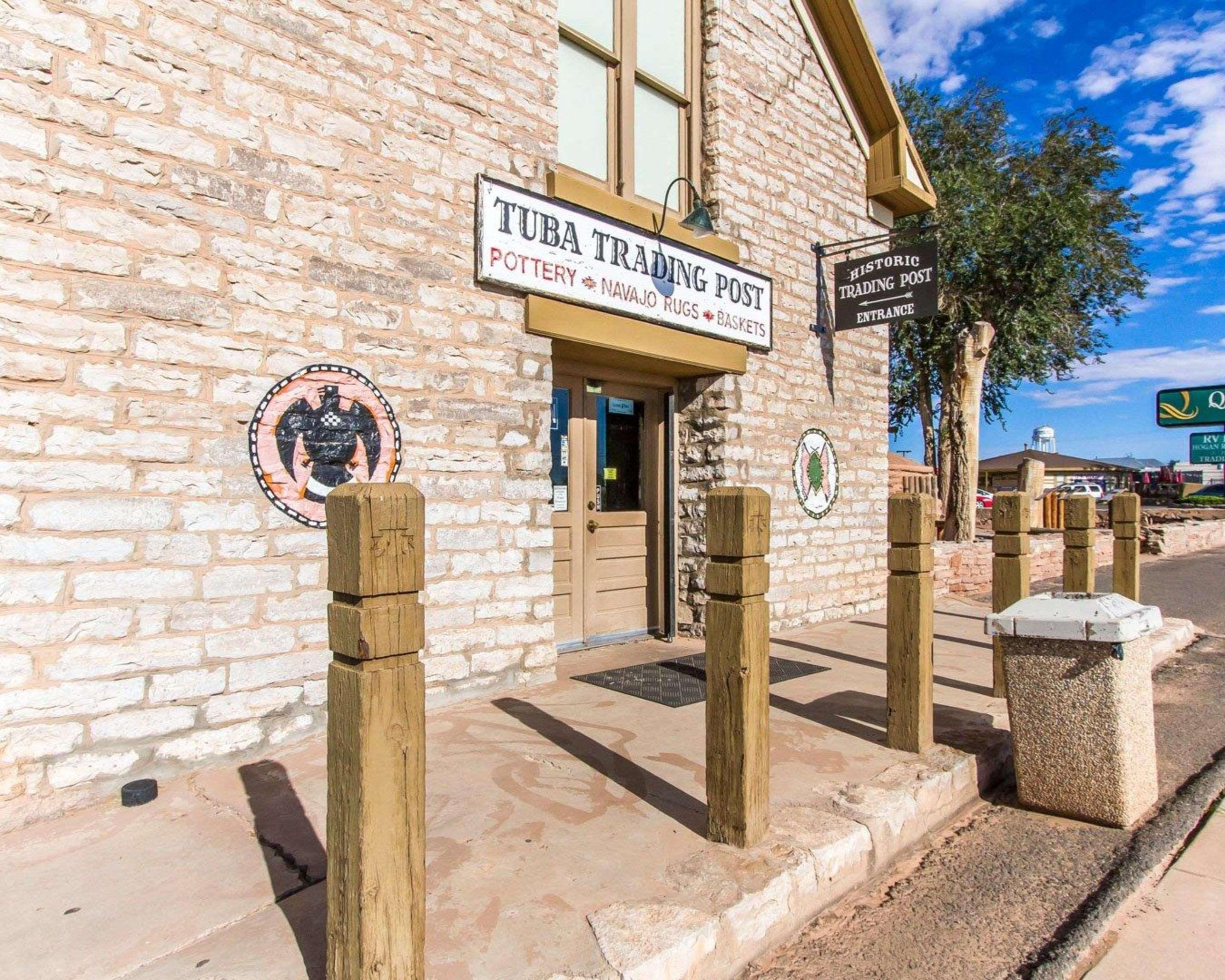 Navajoland Hotel Tuba City Exterior photo