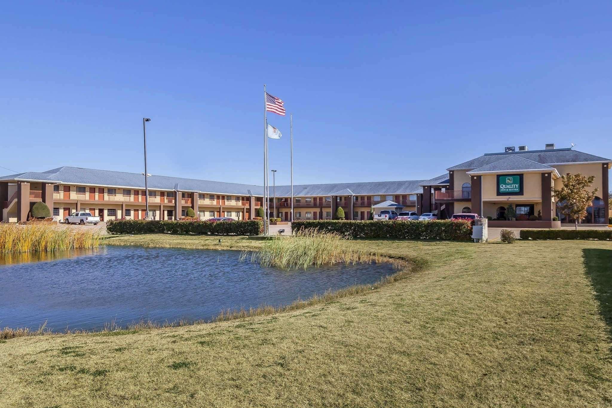 Quality Inn & Suites Owasso Us-169 Exterior photo