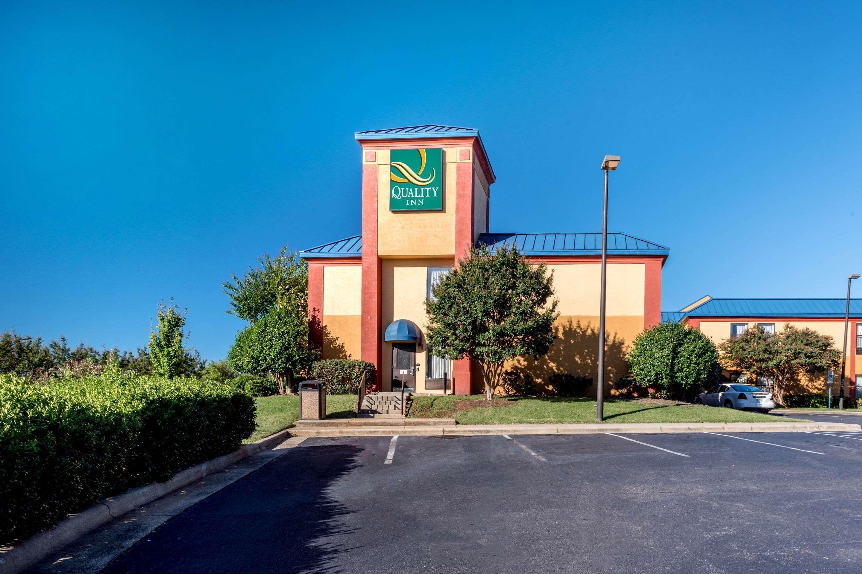 Quality Inn & Suites Clemmons I-40 Exterior photo