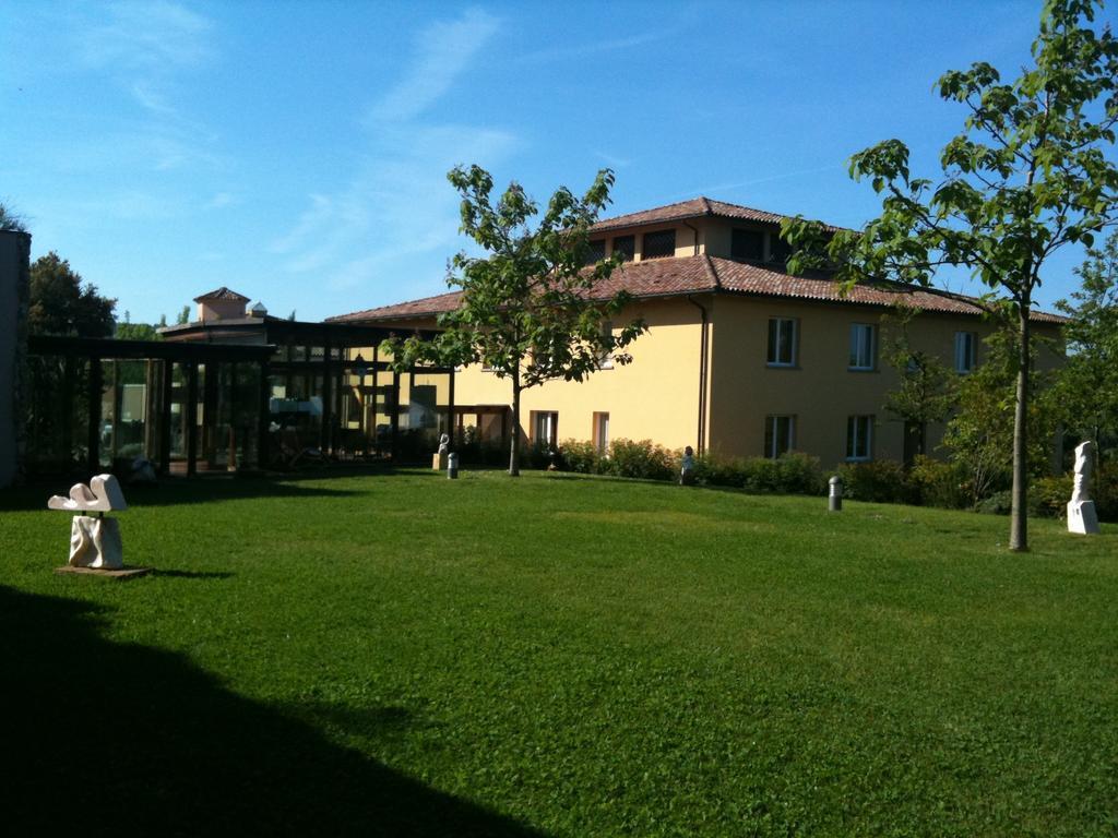 Borgo San Martino Resort Riparbella Exterior photo