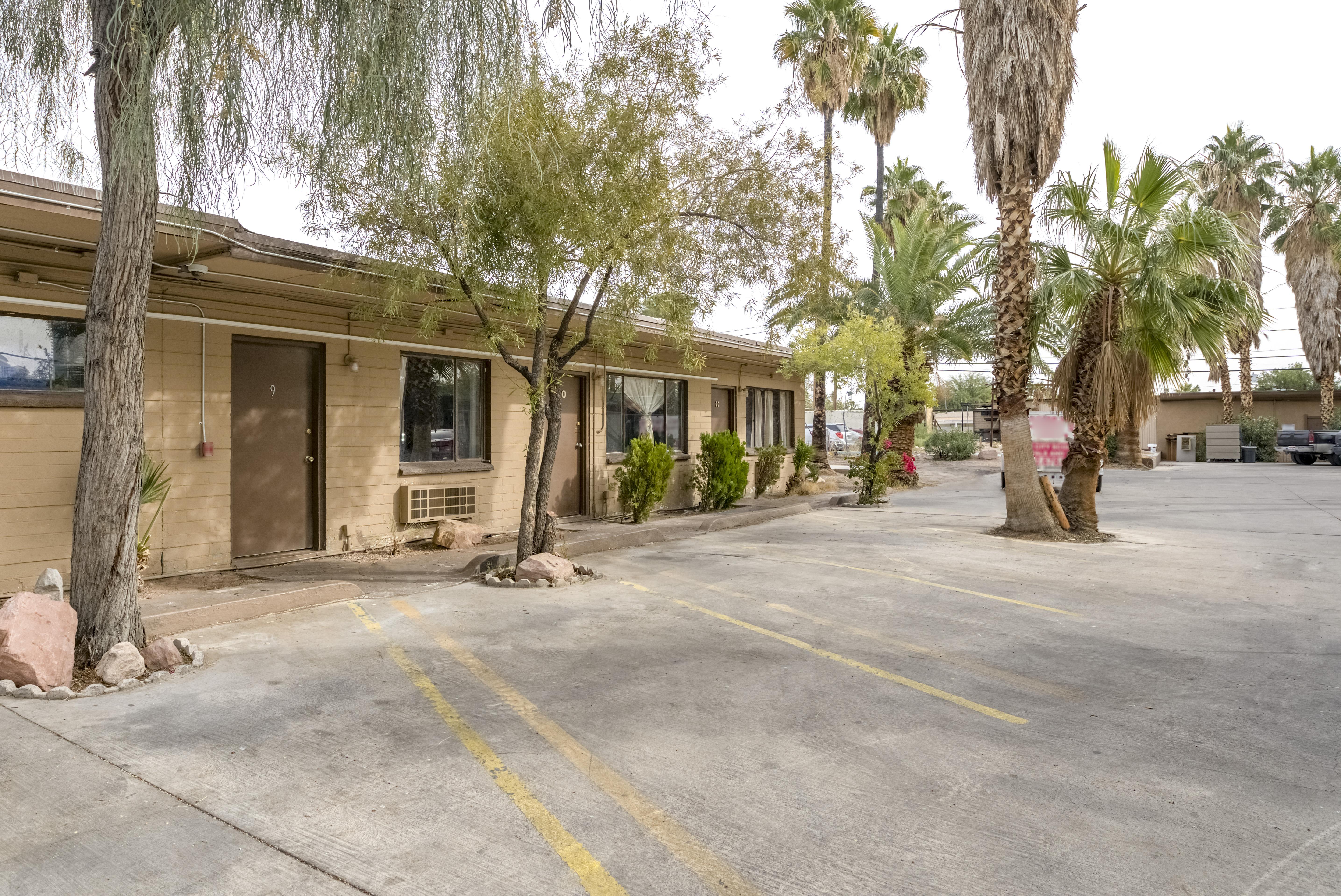 Oyo Oasis Motel Las Vegas I-15 Exterior photo