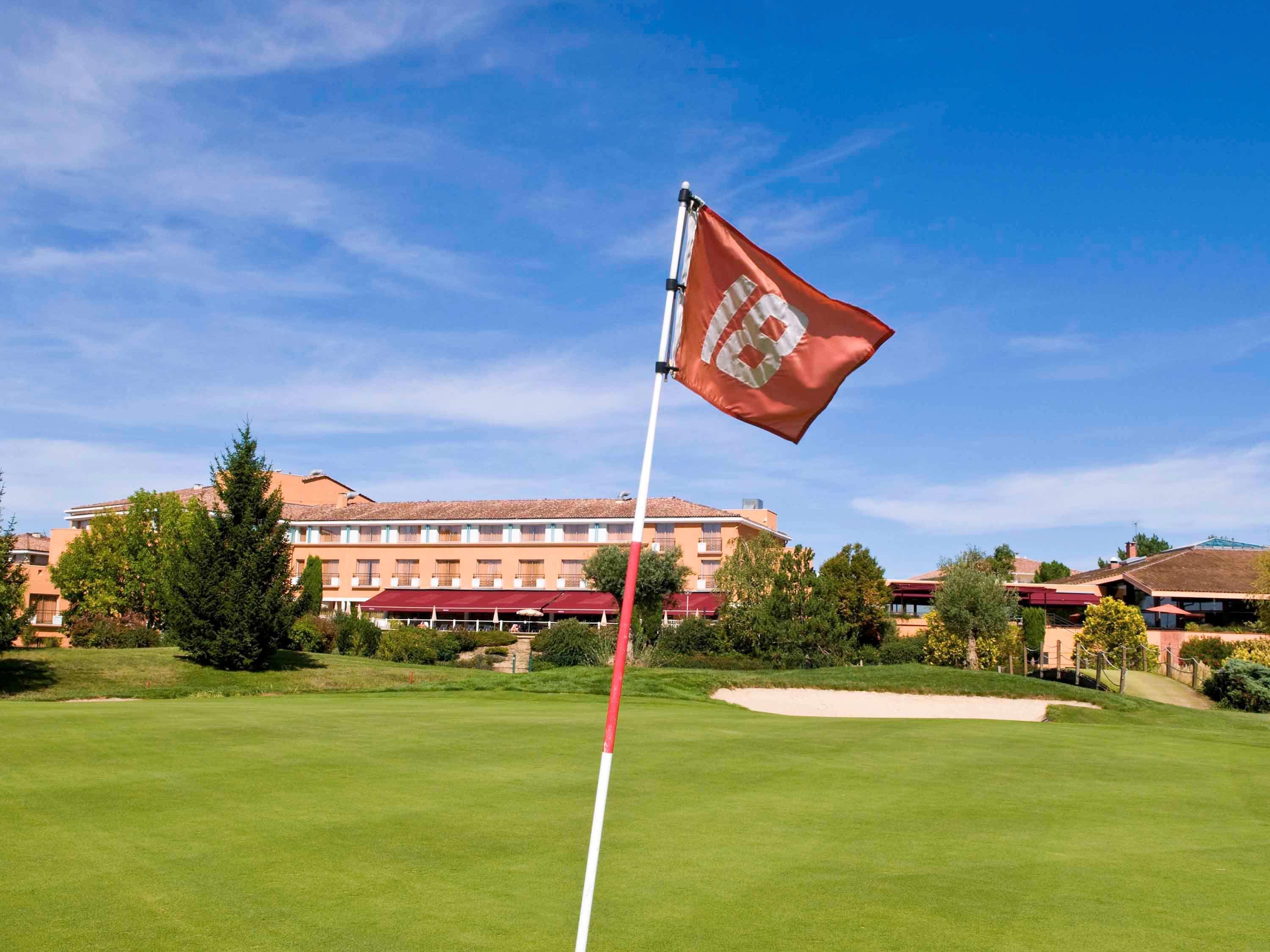 Mercure Toulouse Aeroport Golf De Seilh Exterior photo