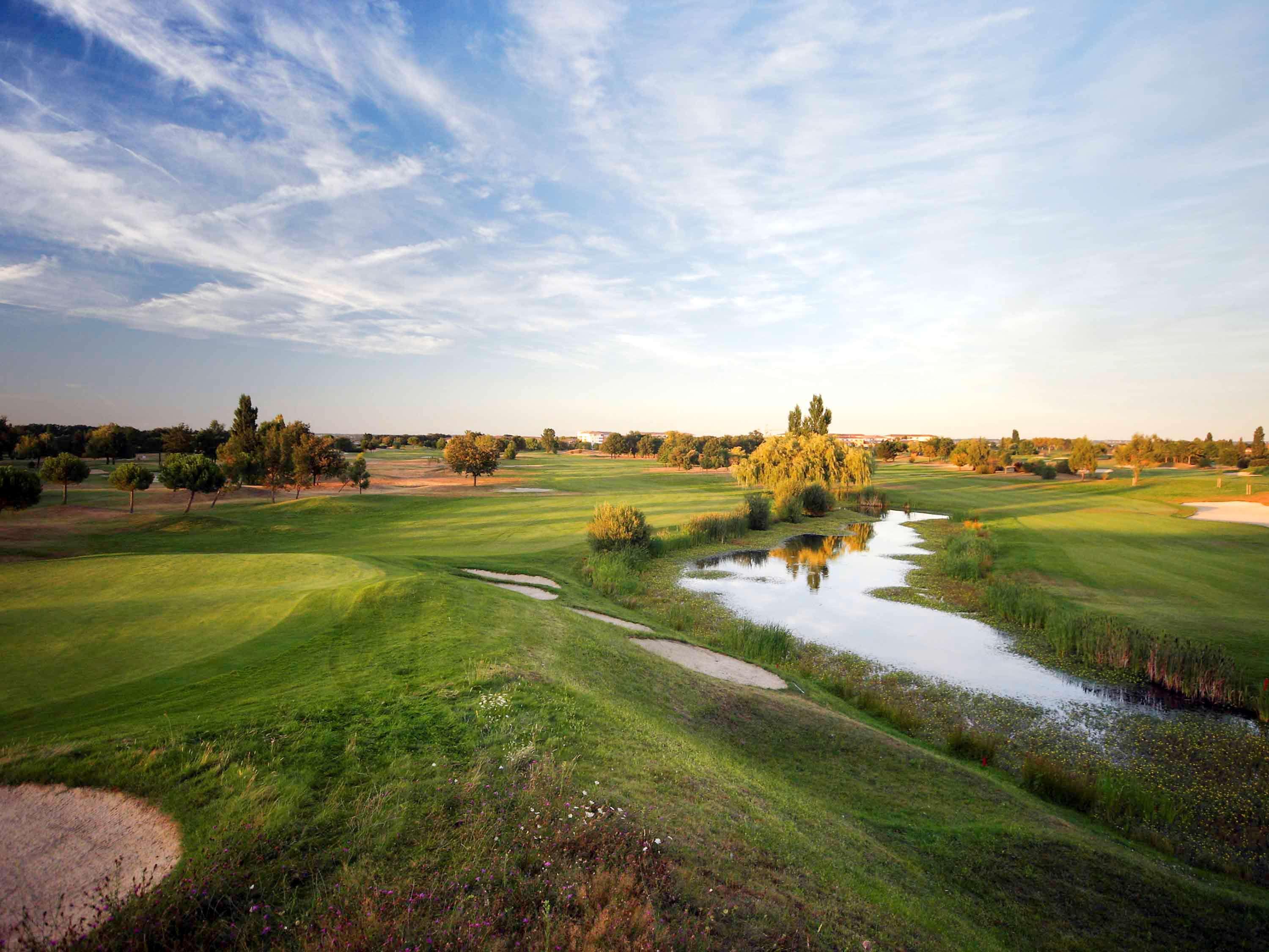 Mercure Toulouse Aeroport Golf De Seilh Facilities photo