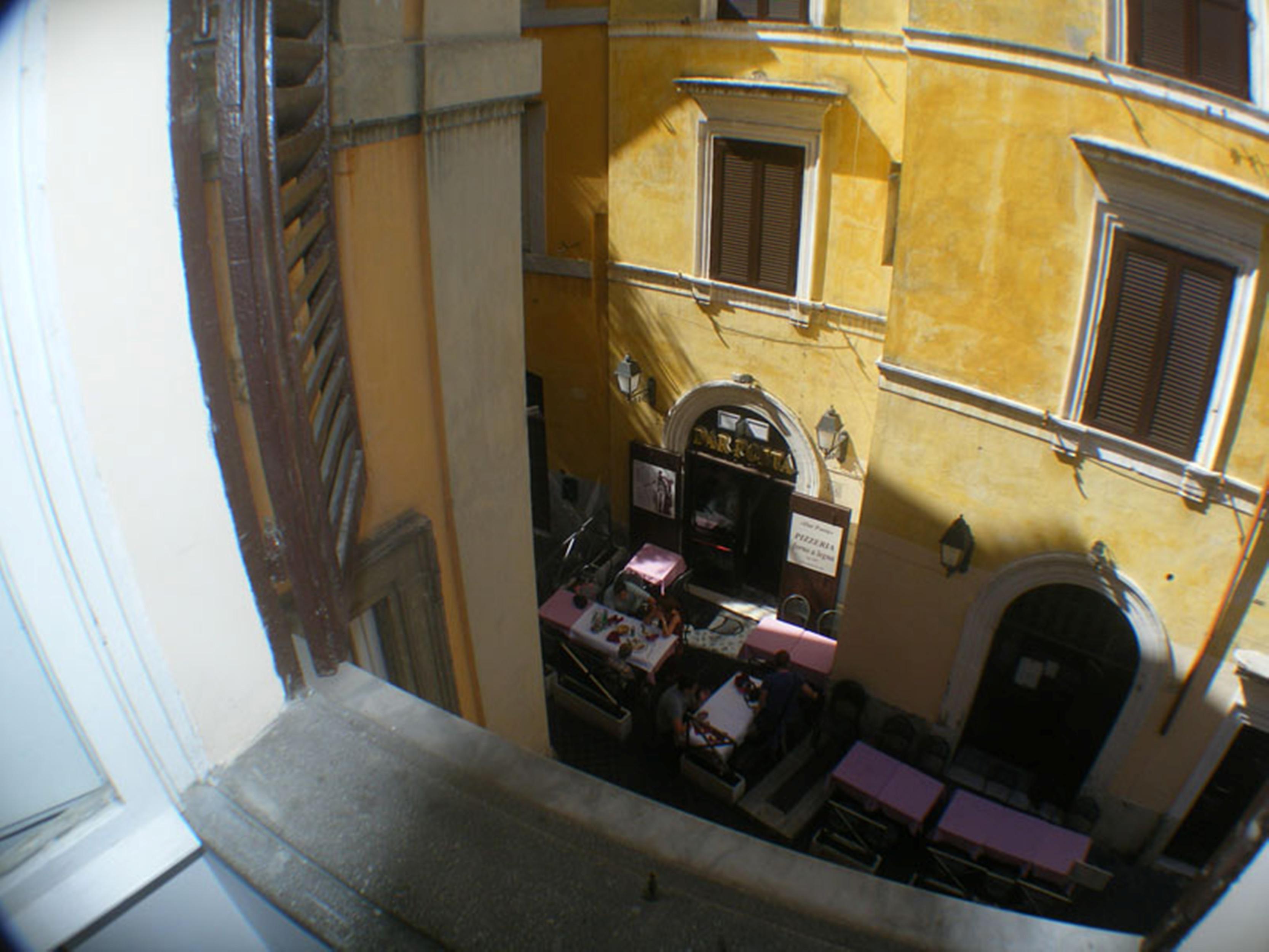 B&B Ventisei Scalini A Trastevere Rome Exterior photo