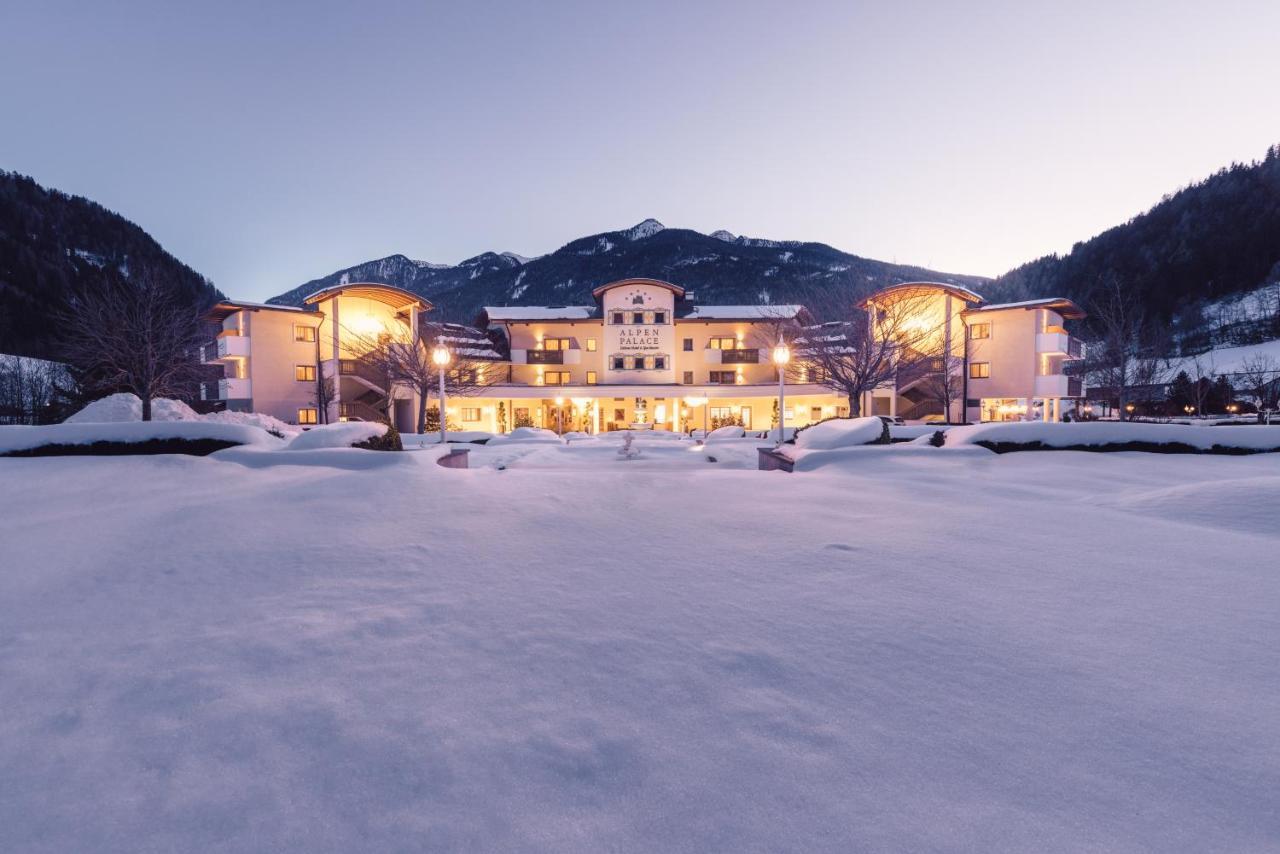 Alpenpalace Luxury Hideaway & Spa Retreat Lutago Exterior photo