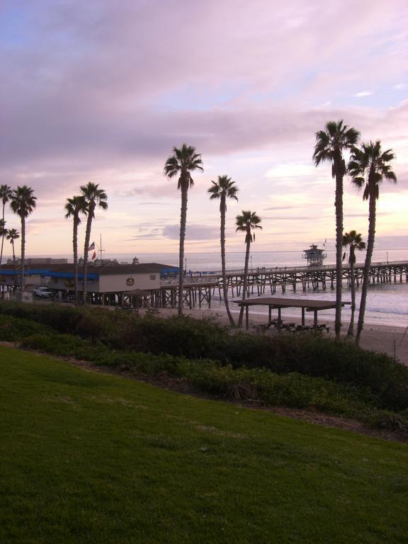 Americas Best Value Inn San Clemente Beach Exterior photo