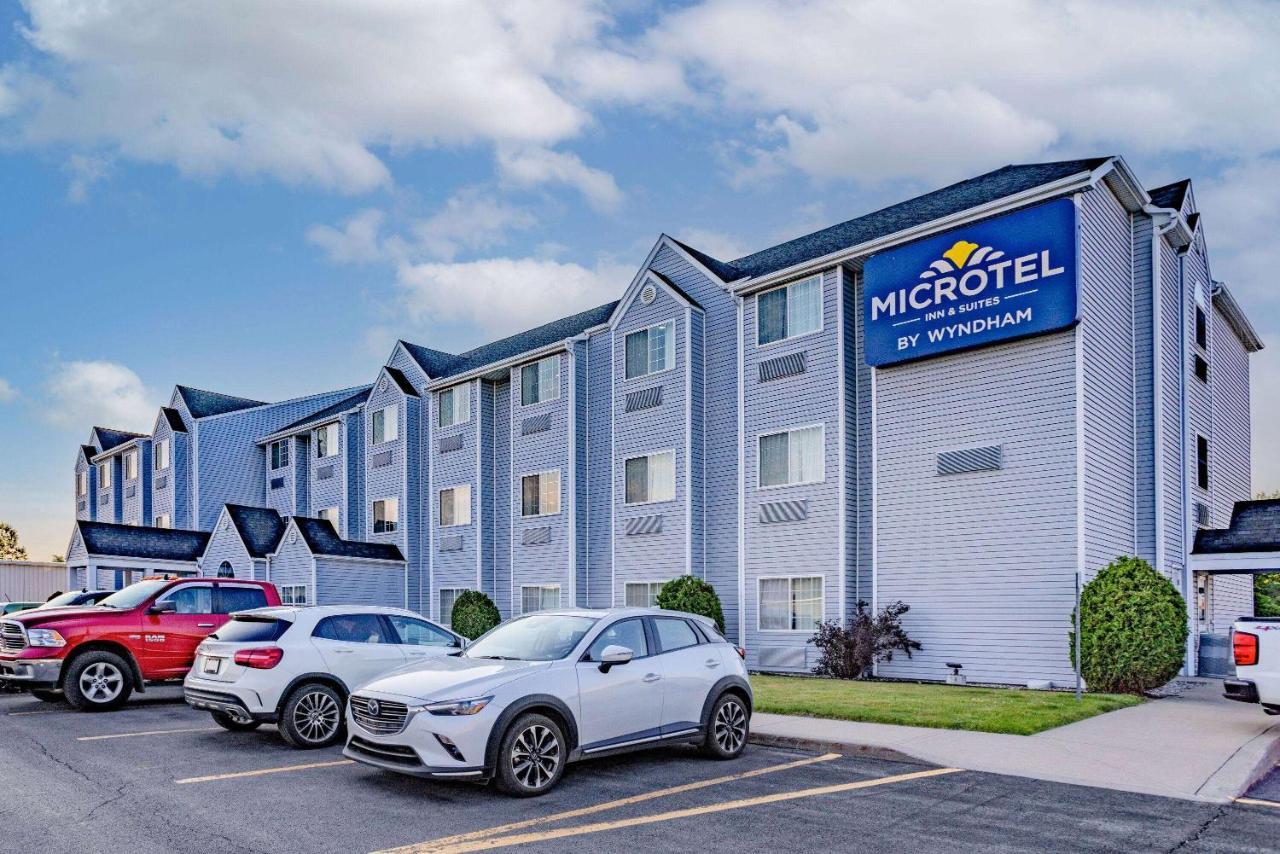 Microtel Inn & Suites By Wyndham Plattsburgh Exterior photo