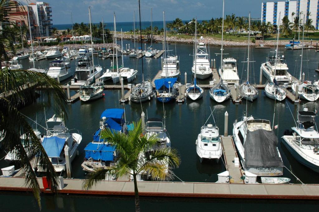 El Cid Marina Beach Hotel (Adults Only) Mazatlan Exterior photo