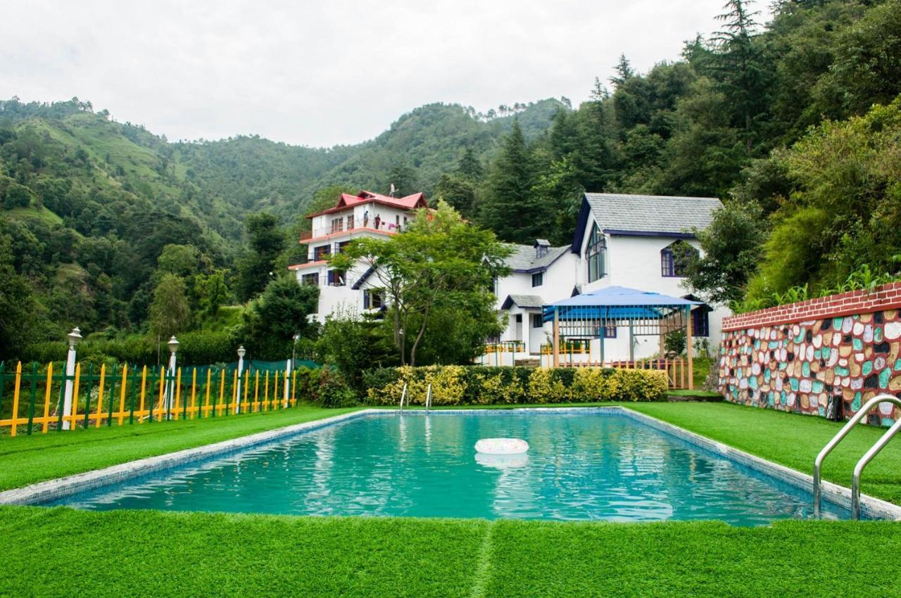 Oakwood Hamlet Resort Shimla Exterior photo