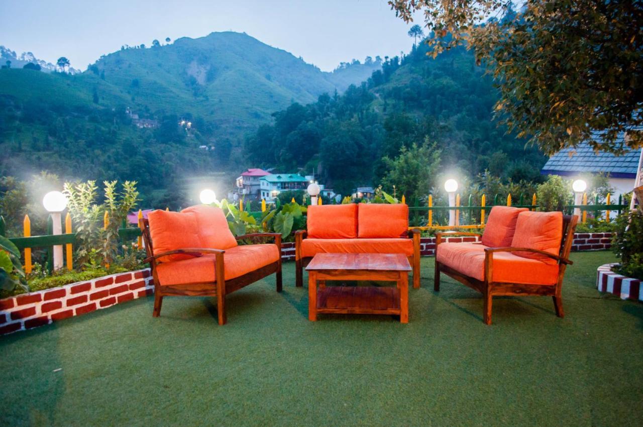 Oakwood Hamlet Resort Shimla Exterior photo