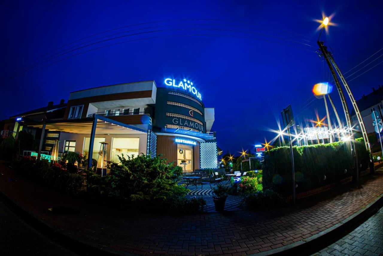 Glamour - Restaurant & Spa Przezmierowo Exterior photo