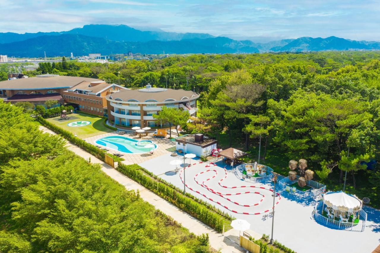 Yaward Resort - Taoyuan Golf & Country Club Longtan Exterior photo