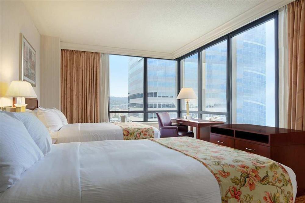 Hilton Portland Downtown Hotel Room photo
