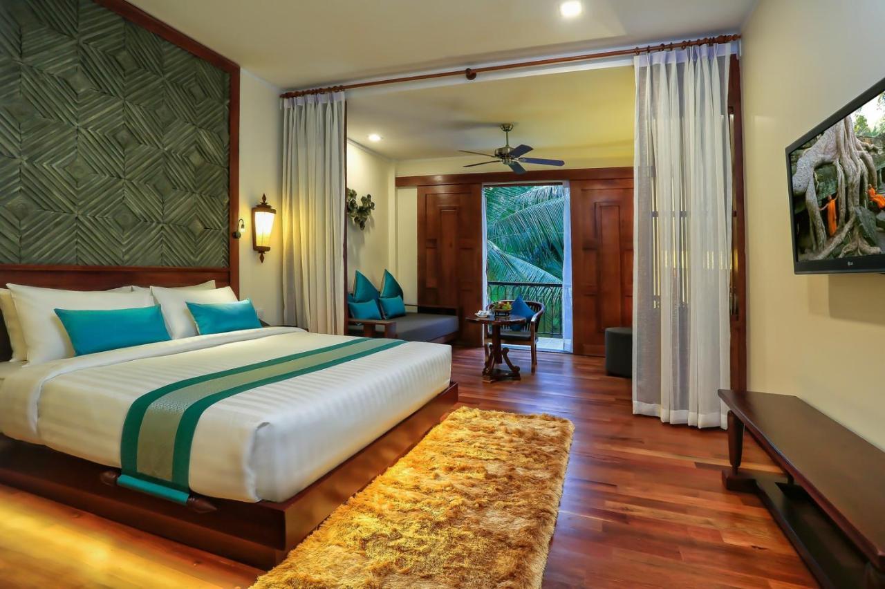 The Privilege Floor By Lotus Blanc Hotel Siem Reap Room photo