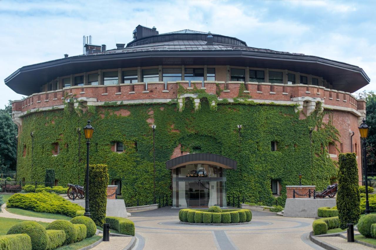 Citadel Inn Gastro Boutique Hotel Lviv Exterior photo