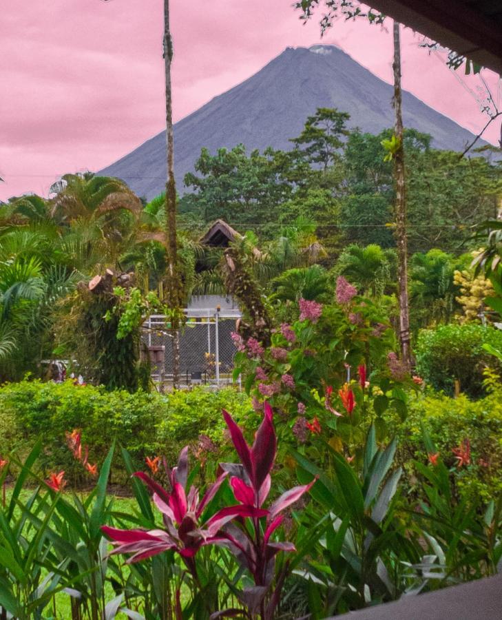 Arenal Backpackers Resort La Fortuna Exterior photo