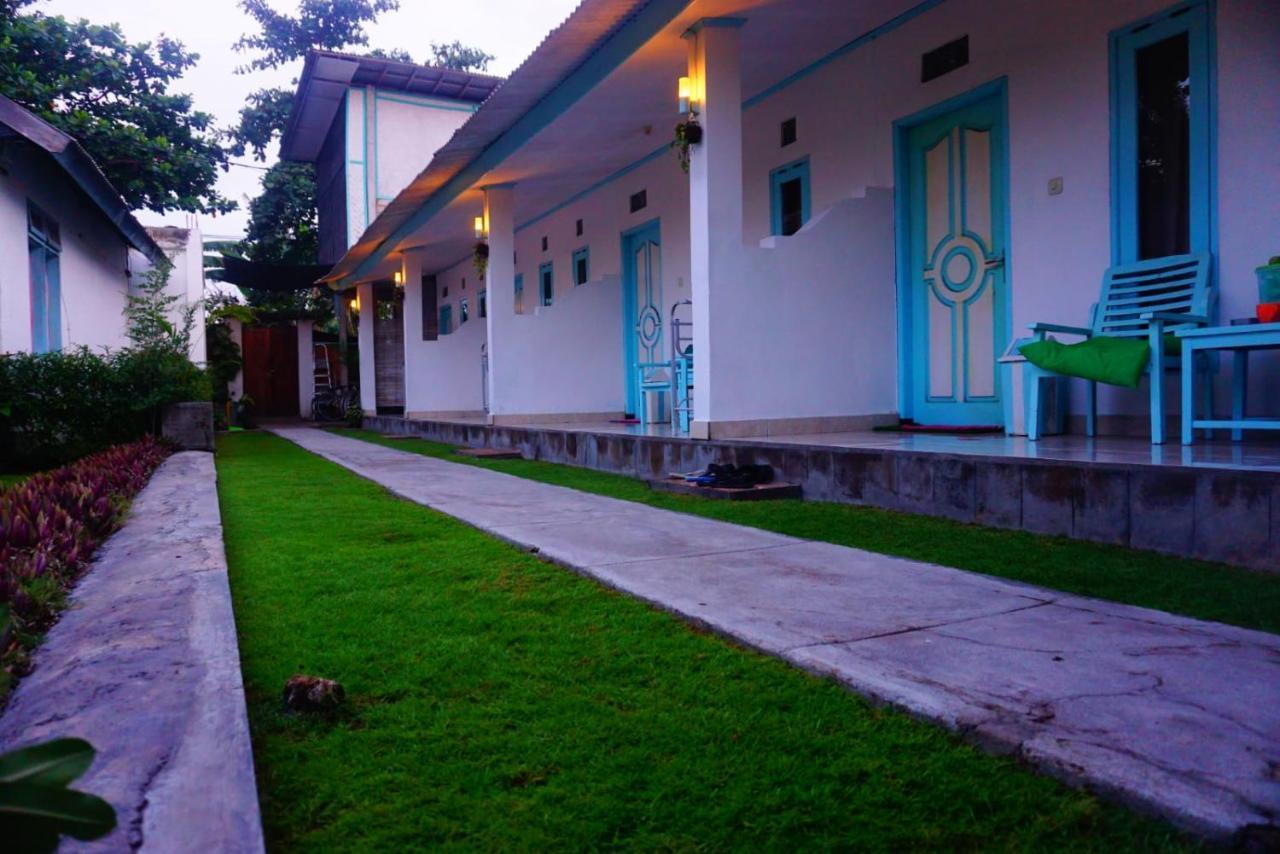 Rose Homestay Gili Trawangan Exterior photo