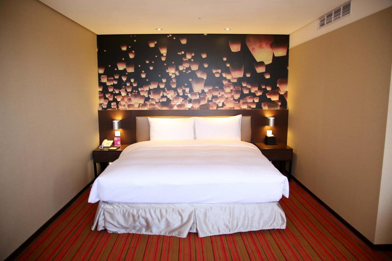 Tao Garden Hotel Taoyuan Room photo