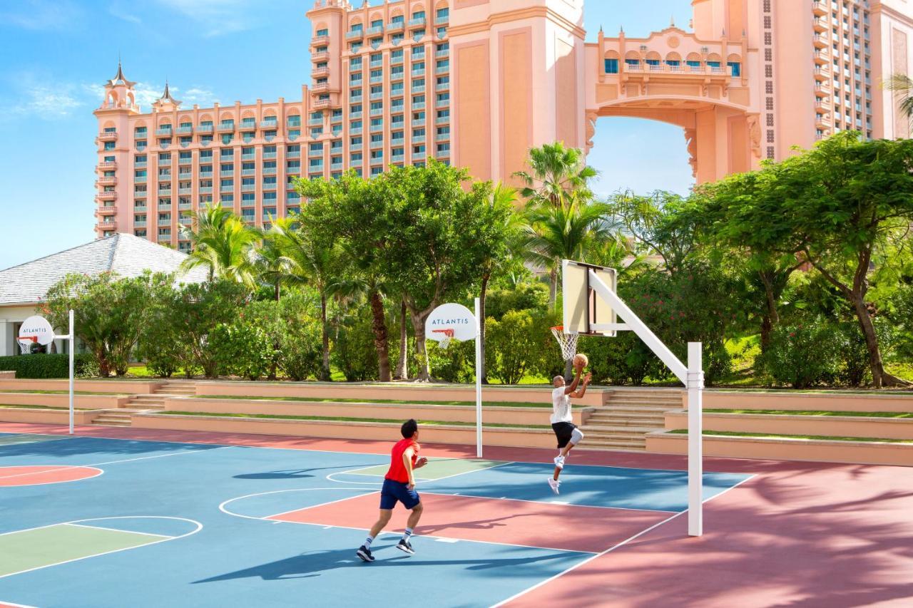 The Royal At Atlantis Hotel Creek Village Exterior photo