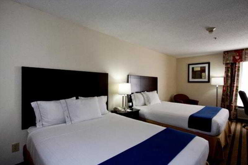 Best Western Butner Creedmoor Inn Room photo