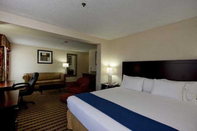 Best Western Butner Creedmoor Inn Room photo