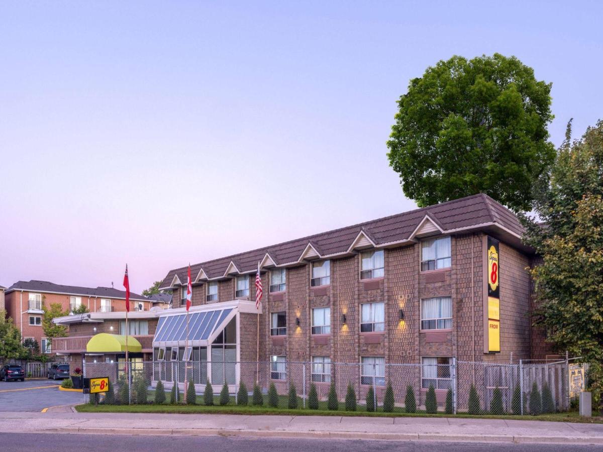 Super 8 By Wyndham Toronto East On Hotel Exterior photo