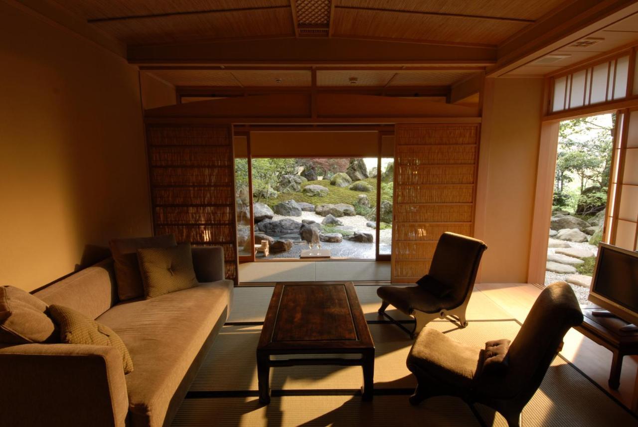 Gora Kadan Hotel Hakone Exterior photo