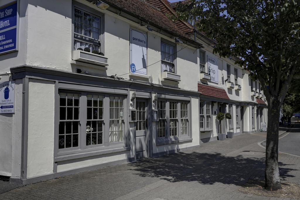 Best Western Ship Hotel Weybridge Exterior photo