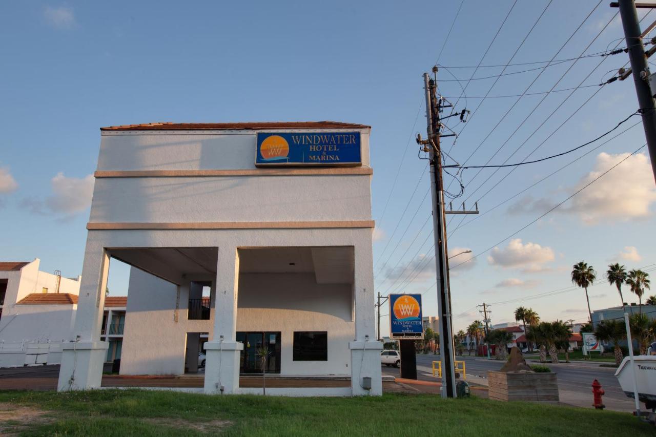 Windwater Hotel And Marina South Padre Island Exterior photo