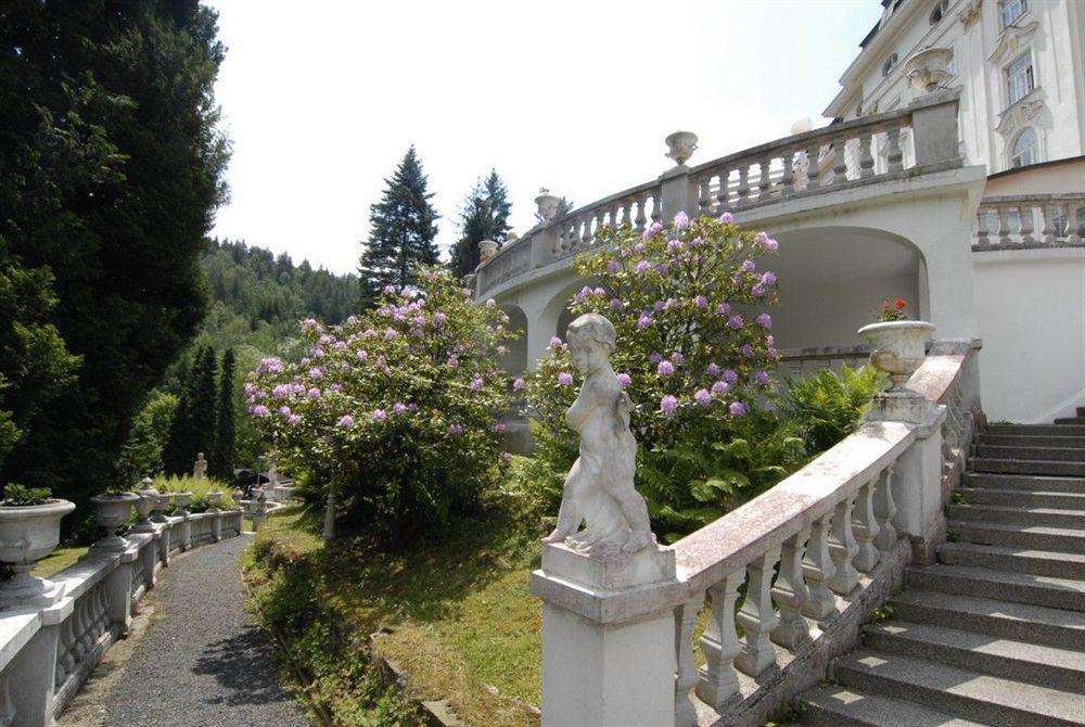 Hotel Radium Palace Jachymov Exterior photo