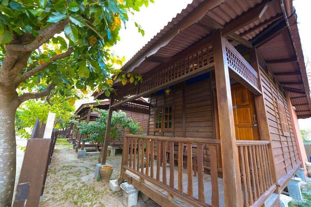 Adina Drive In Motel Langkawi Exterior photo