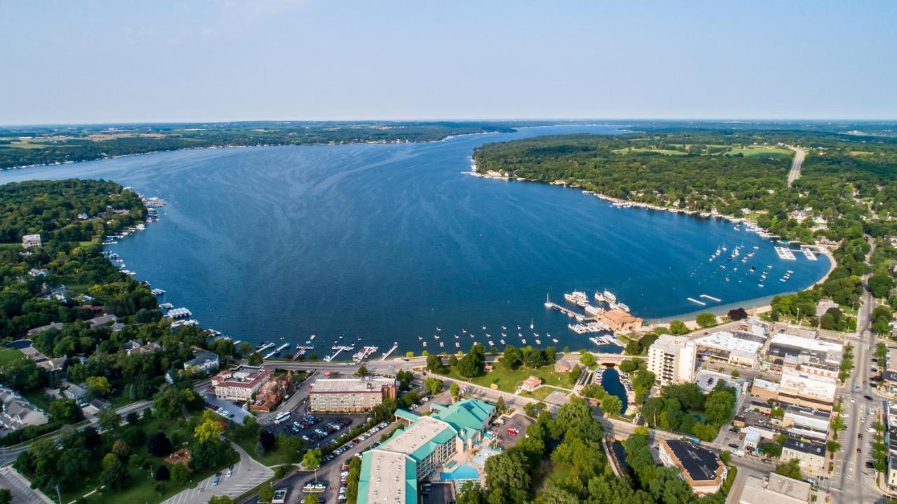 Harbor Shores On Lake Geneva Exterior photo