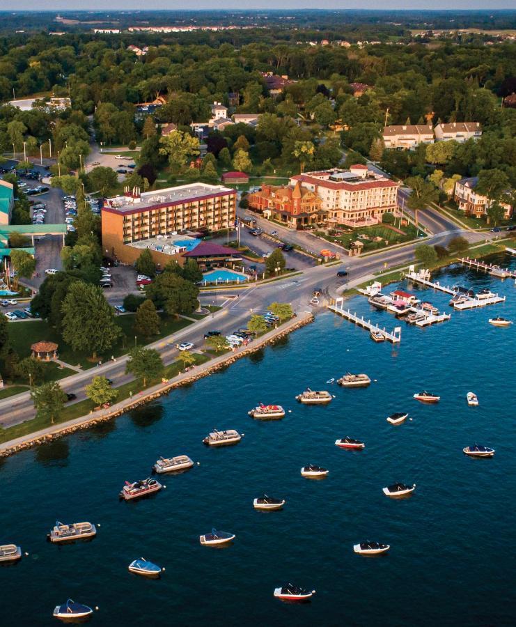 Harbor Shores On Lake Geneva Exterior photo