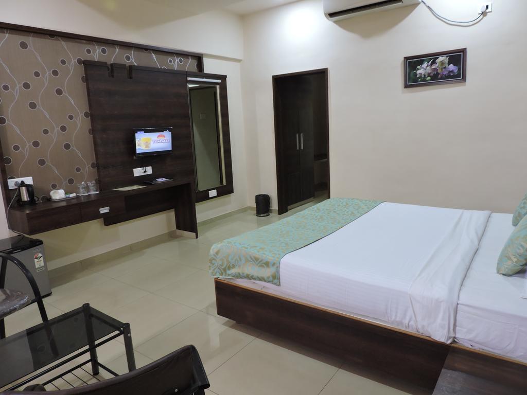 Hotel Sangam Regency Ratnagiri Room photo