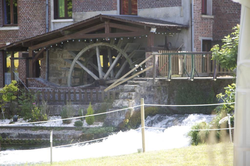 Logis - Hotel & Restaurant Moulin Des Forges Saint-Omer-en-Chaussee Exterior photo