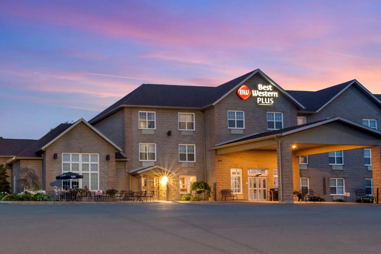 Best Western Plus Woodstock Hotel Conference Centre Exterior photo