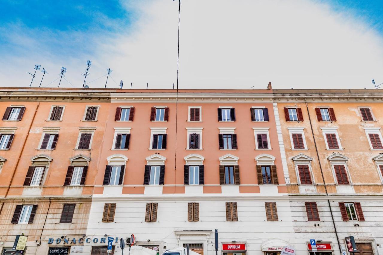 Vatican City Guest House Rome Exterior photo