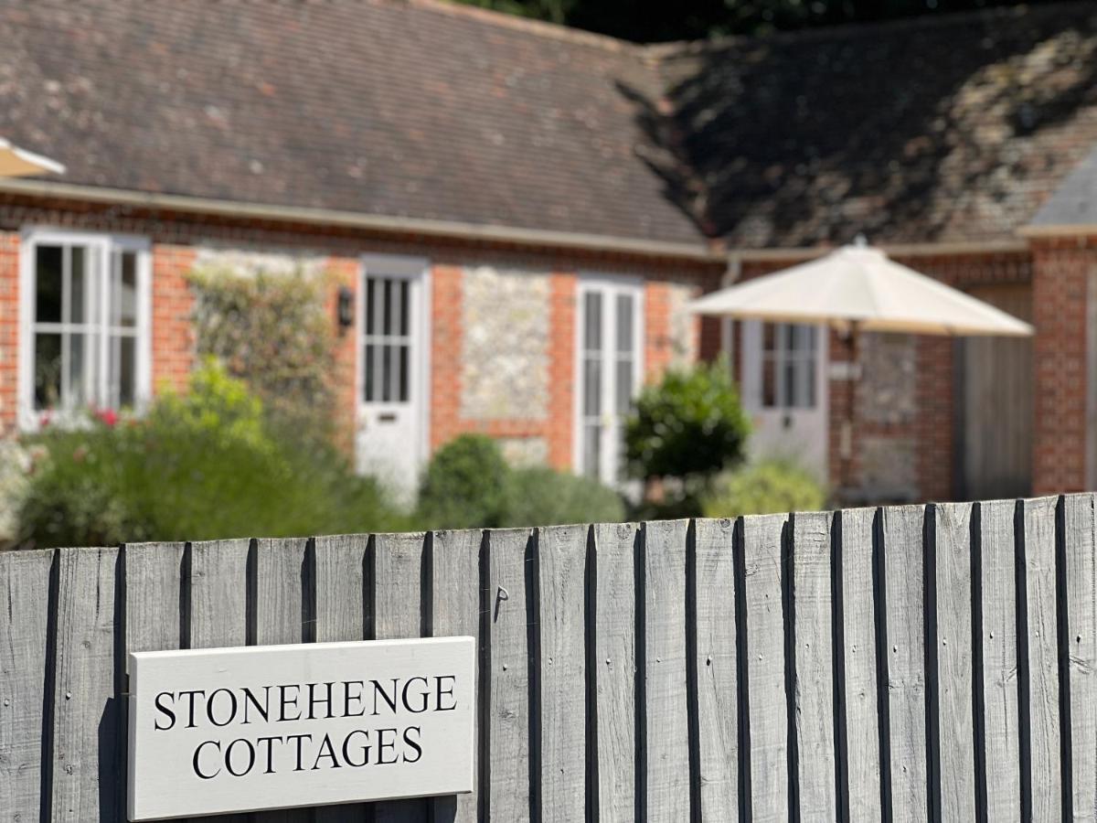 Stonehenge Cottages Salisbury Exterior photo