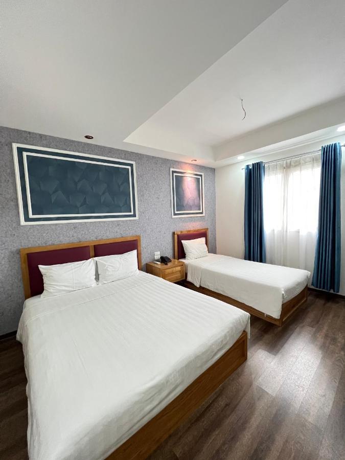 Holiday Suites Hotel & Spa Hanoi Exterior photo