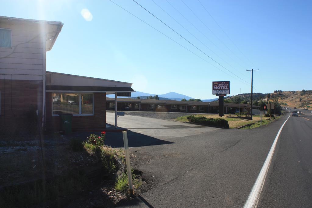 A-1 Budget Motel Klamath Falls Exterior photo