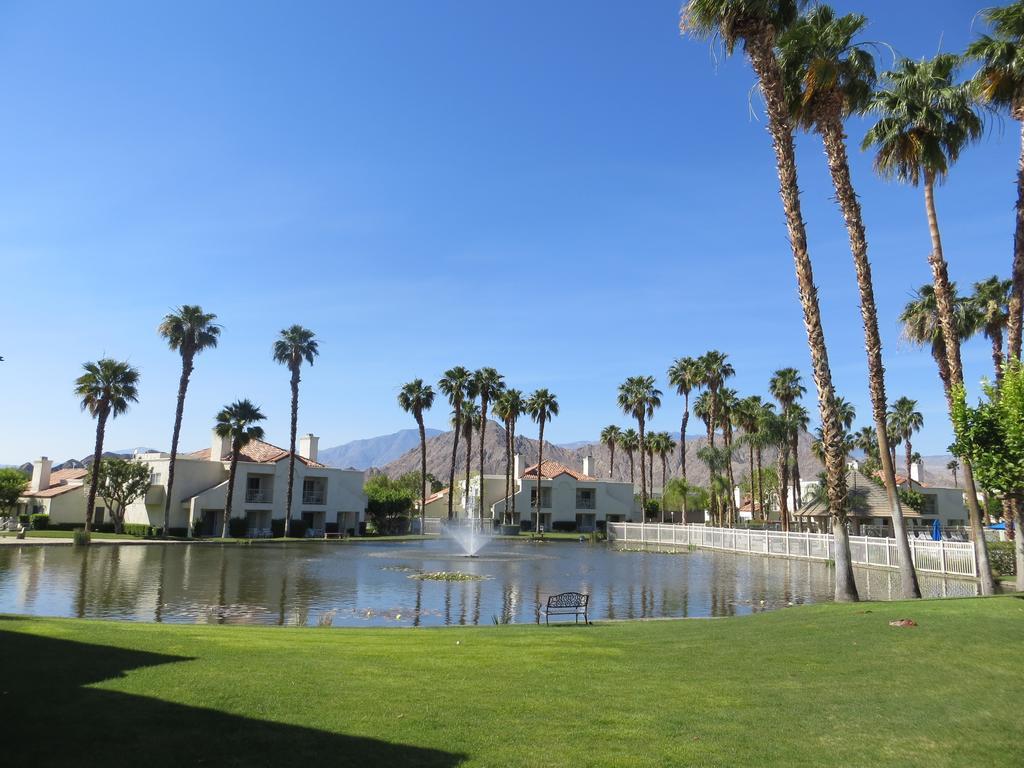 Desert Breezes Resort Palm Desert Exterior photo