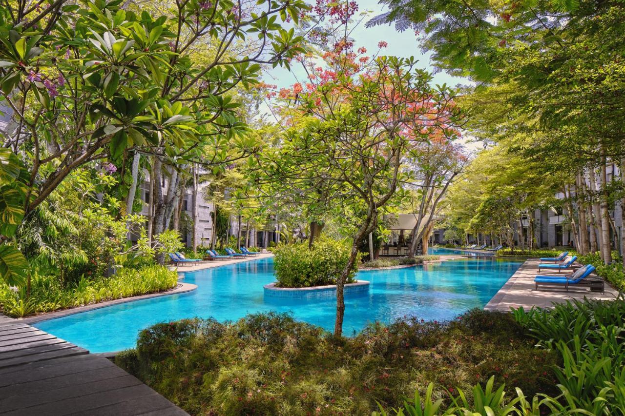 Courtyard By Marriott Bali Nusa Dua Resort Exterior photo
