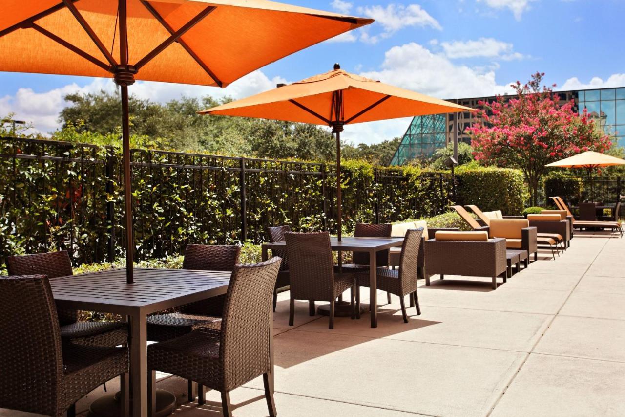 Courtyard By Marriott San Antonio Airport/North Star Mall Exterior photo